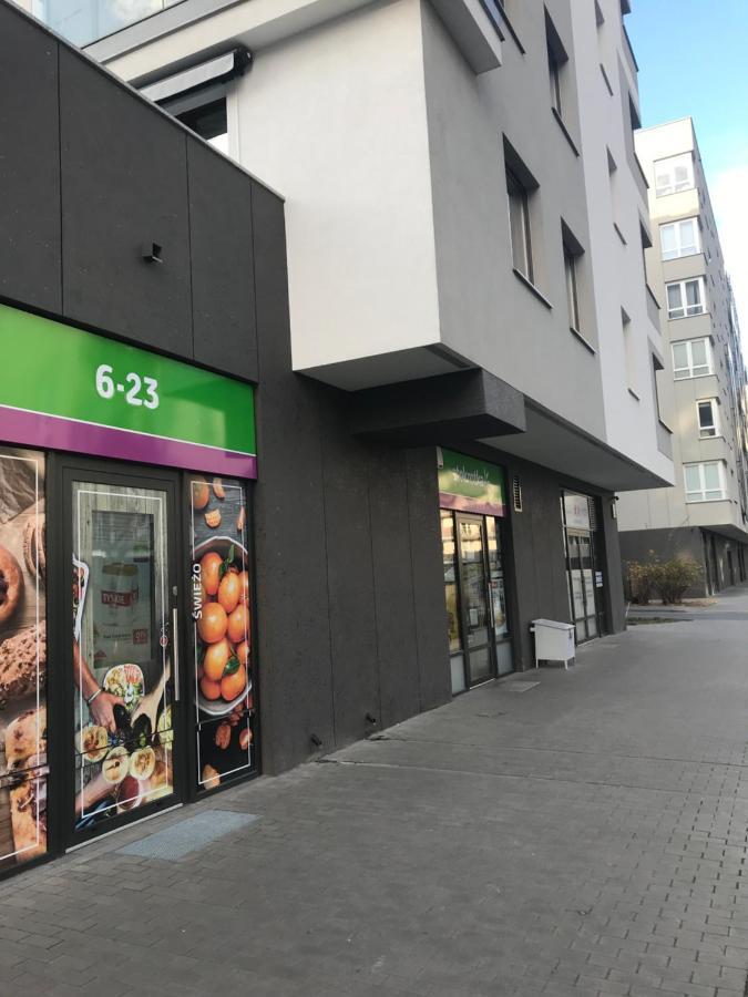Warsaw - Aparts Lotnisko Okecie Apartamento Exterior foto